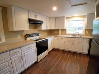 Apt, 1 BR, Farmington, $1,200 monthly, close to downtown, recently remodeled, includes heat...