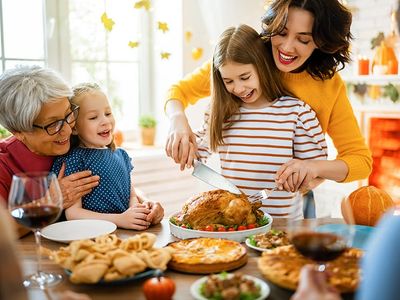 family enjoying a pest free thanksgiving in hampton roads