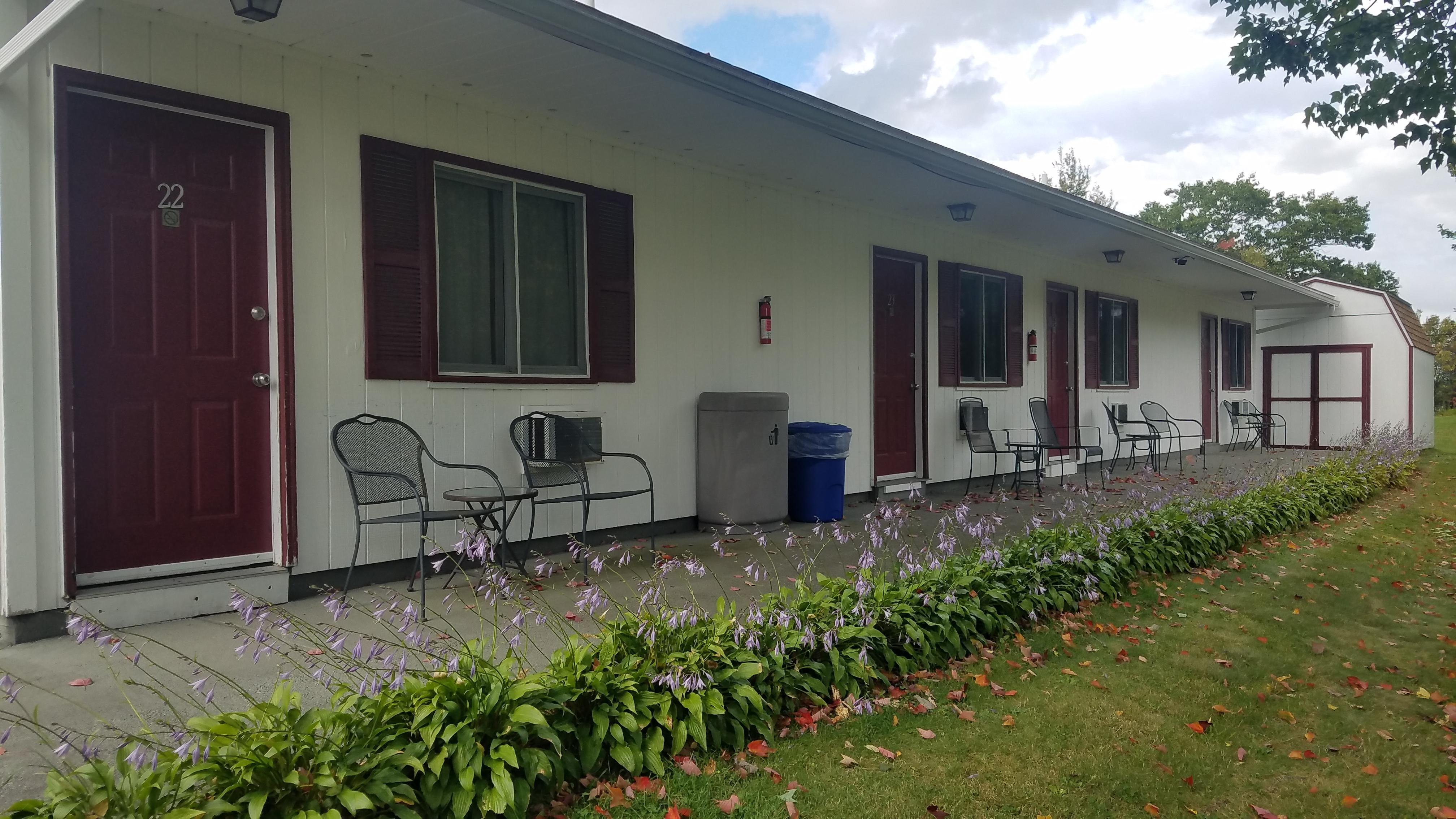 motel room with queen size beds near acadia national park