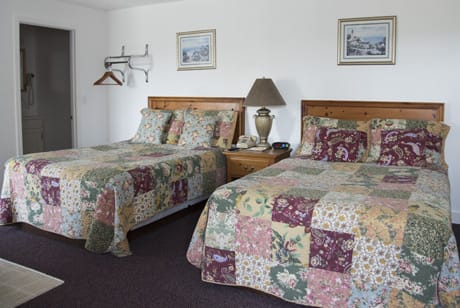 double rooms with full bathroom near bar harbor